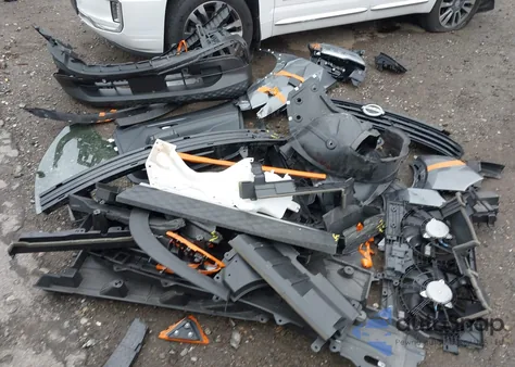 2025 Nissan Kicks Sr Intelligent Awd z USA, uszkodzony, nr VIN 3N8AP6DD8SL377007